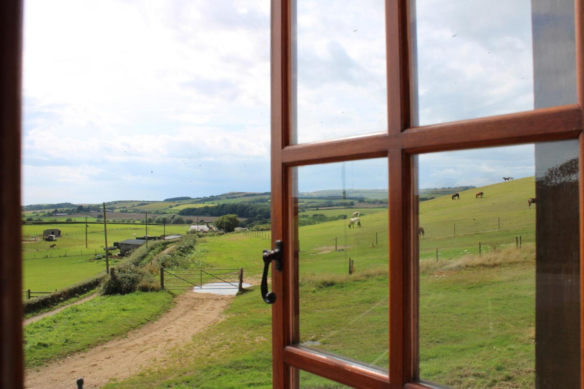 The Chequers Inn Rookley Экстерьер фото
