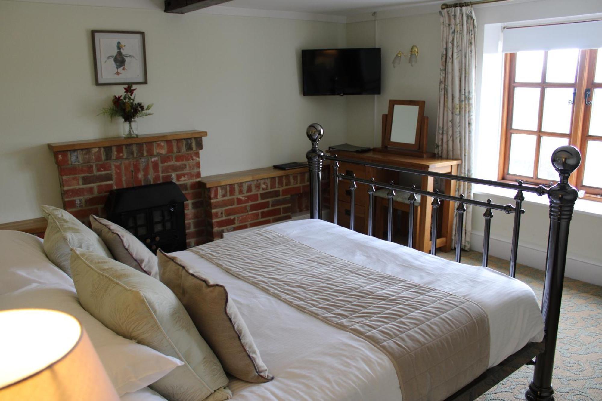 The Chequers Inn Rookley Экстерьер фото